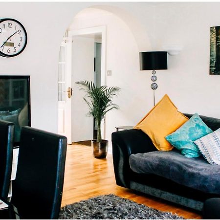 Home To Home Stay Apartment Glasgow Dış mekan fotoğraf