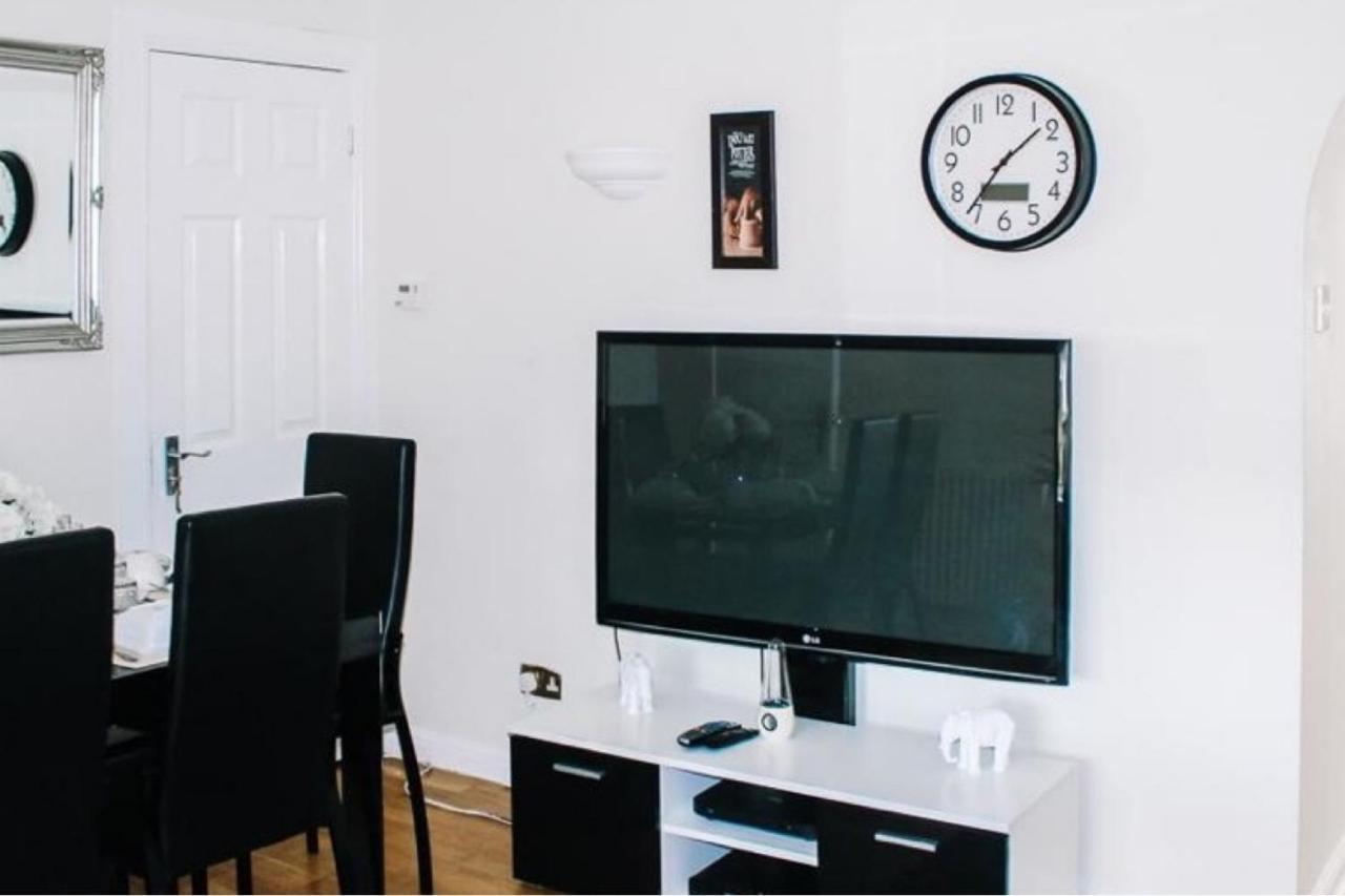 Home To Home Stay Apartment Glasgow Dış mekan fotoğraf