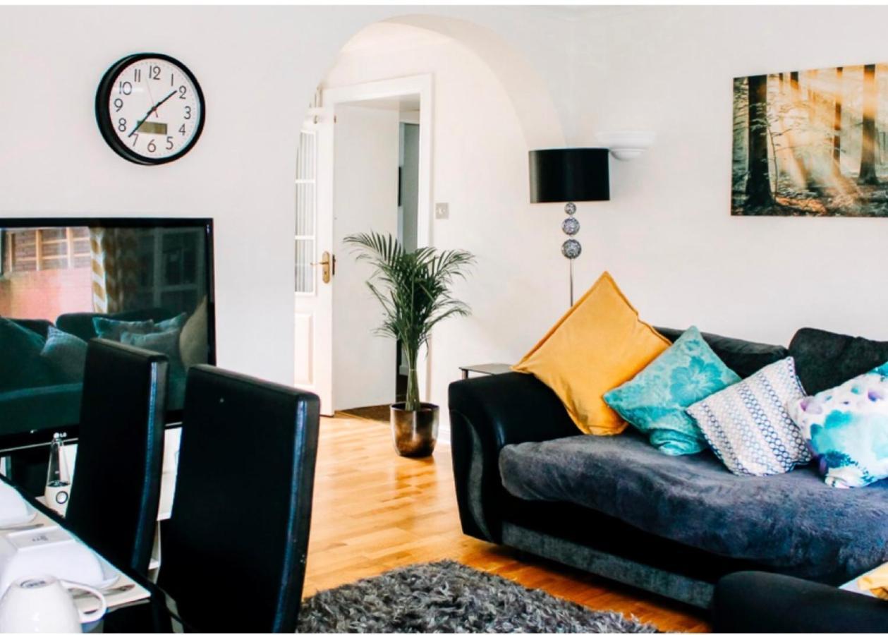 Home To Home Stay Apartment Glasgow Dış mekan fotoğraf